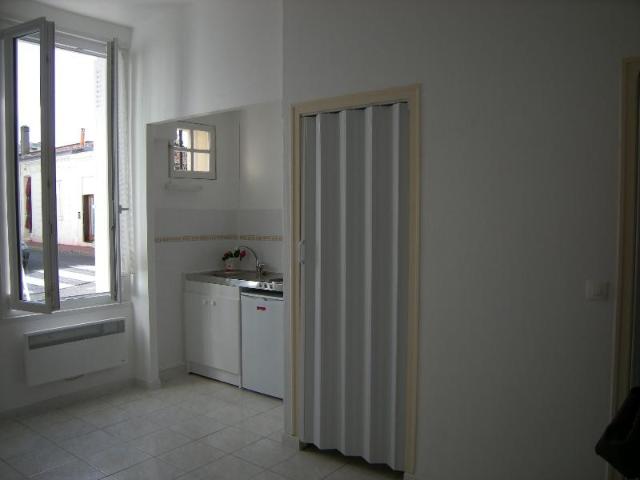 Location Appartement Rue des Treilles, Libourne