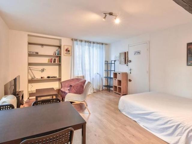 Location Appartement Rue des Treilles, Libourne