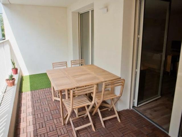 Location Appartement Rue des Treilles, Libourne