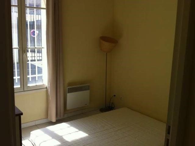Location Appartement Rue des Treilles, Libourne