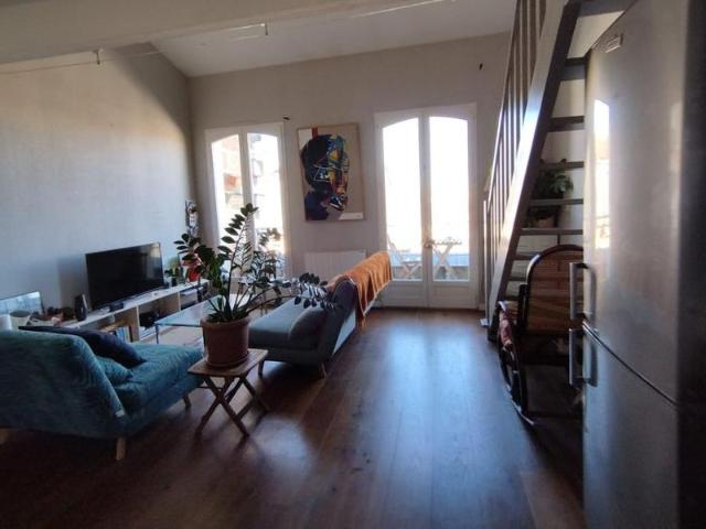 Location Appartement Rue des Treilles, Libourne