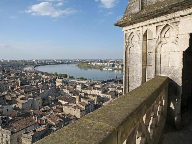 Location Appartement Rue des Treilles, Libourne