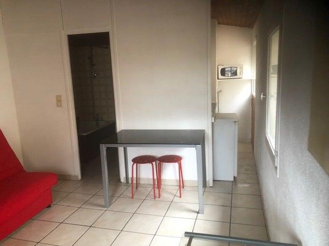 Location Appartement Rue des Treilles, Libourne