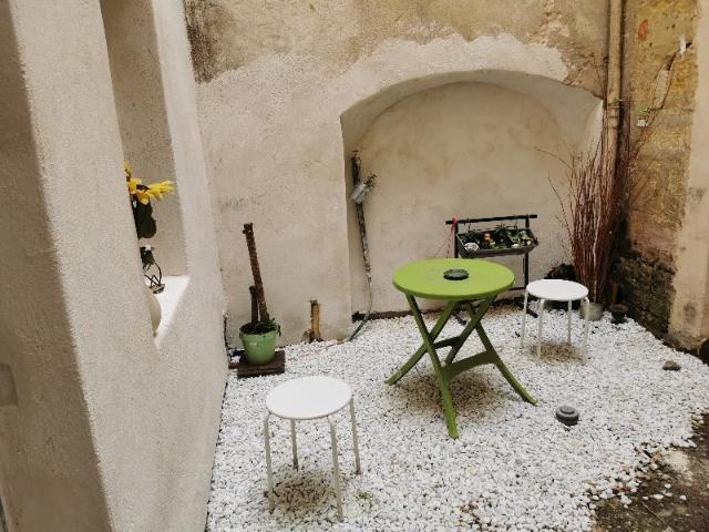 Location Appartement Rue des Treilles, Libourne