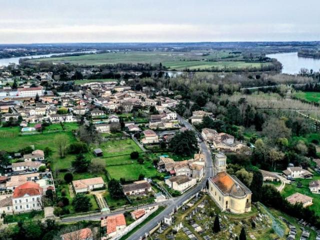 Location Appartement Rue des Treilles, Libourne
