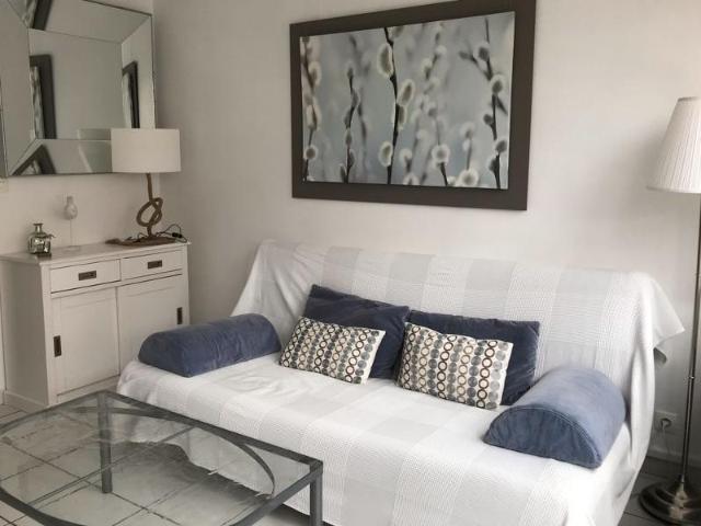 Location Appartement Rue des Treilles, Libourne