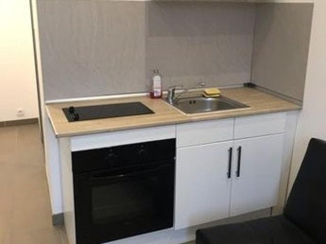 Location Appartement Rue des Treilles, Libourne