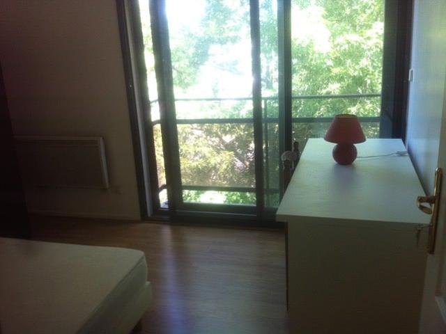 Location Chambre Rue des Treilles, Libourne