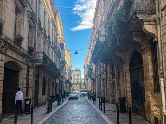 Location Appartement Rue des Treilles, Libourne