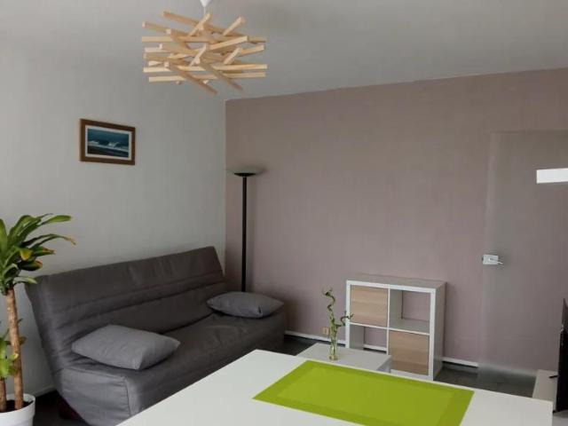 Location Appartement Rue des Treilles, Libourne
