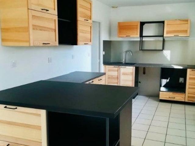 Location Appartement Rue des Treilles, Libourne