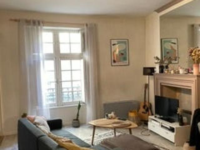 Location Appartement Rue des Treilles, Libourne
