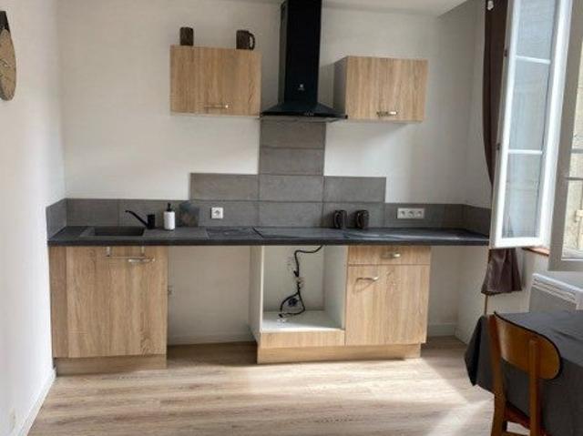 Location Appartement Rue des Treilles, Libourne