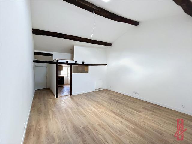 Location Appartement Rue des Trois Notre Dame, Angoulême