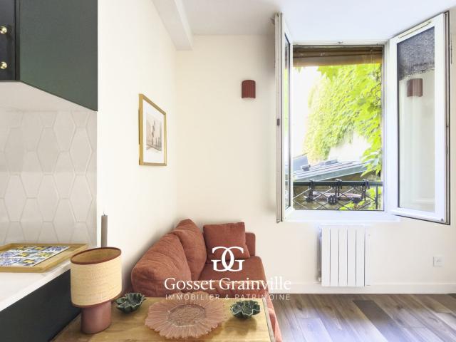 Location Appartement Rue des Trois Bornes, Paris