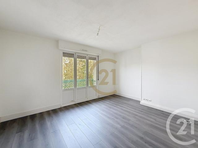 Location Appartement Rue Des Trois Dugois, Belfort