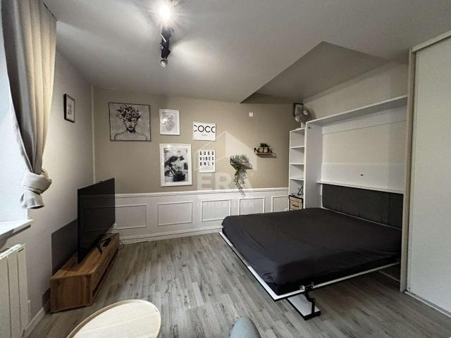 Location Appartement Rue des Trois Piliers, Reims