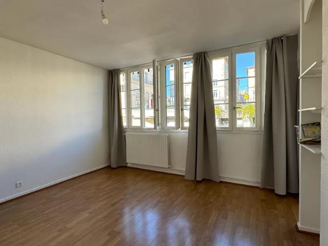 Location Appartement Rue des Trois Rois, Castres