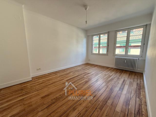 Location Appartement Rue des Veaux, Strasbourg