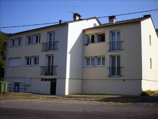 Location Appartement Rue des Védisses, Condat