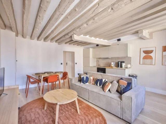 Location Appartement Rue des Vertus, Paris