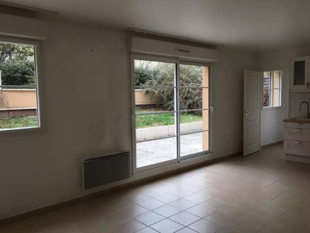 Location Appartement Rue Descartes, Bures sur Yvette