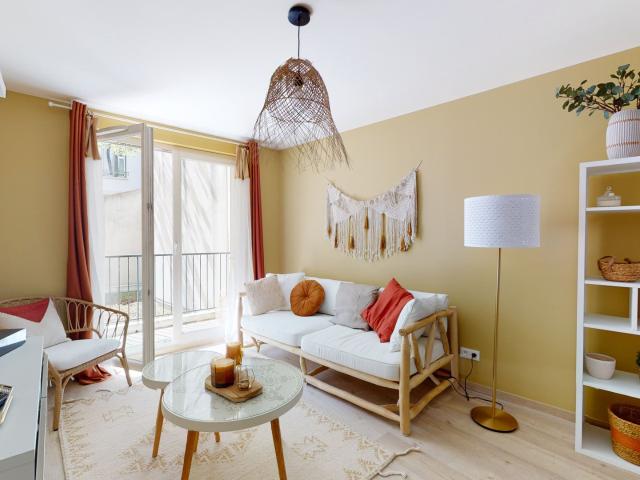Location Appartement Rue Désiré Claude, Saint Étienne