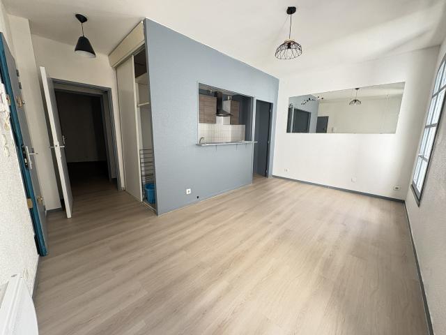 Location Appartement Rue Dessoles, Auch