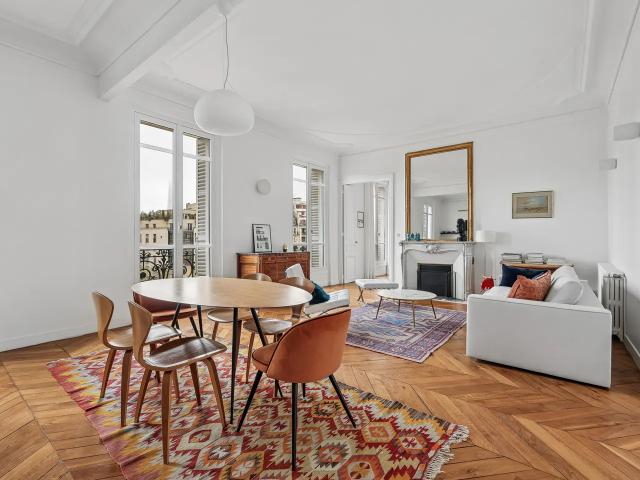 Location Appartement Rue d'Estrées, Paris
