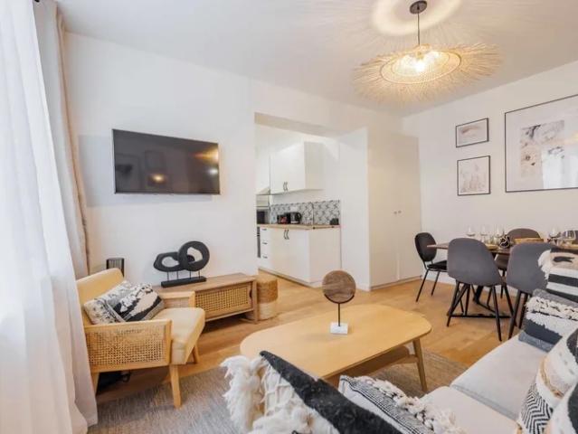 Location Appartement Rue d'Hauteville, Paris