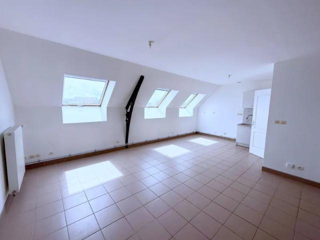 Location Appartement Rue Drouot, La Fère