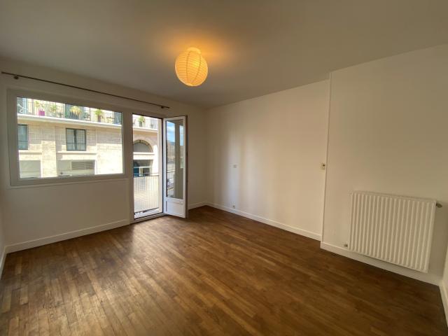 Location Appartement Rue du 11 Novembre, Caen
