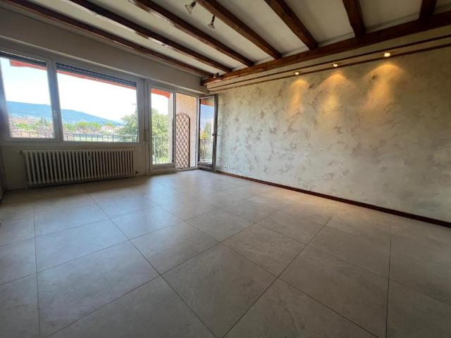 Location Appartement Rue du 18 Août, Gaillard