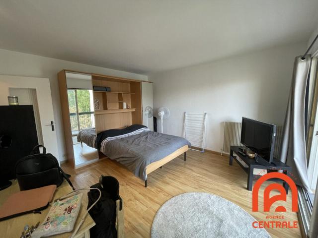 Location Appartement Rue du 1er Mars 1943, Villeurbanne