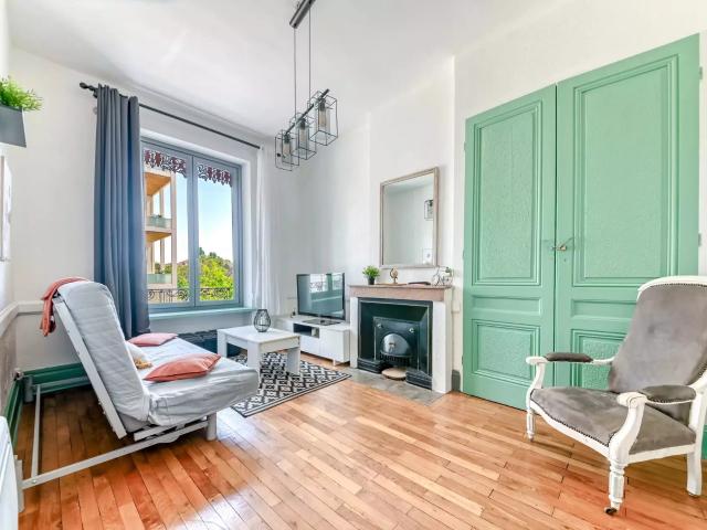 Location Appartement Rue du 1er Mars 1943, Villeurbanne