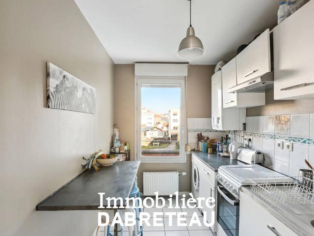 Location Appartement Rue du 4 Septembre 1797, Villeurbanne