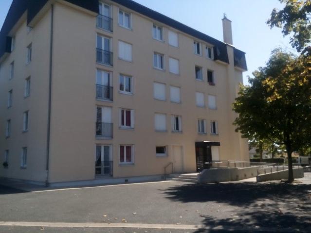 Location Appartement Rue du 8 Mai 1945, Levroux