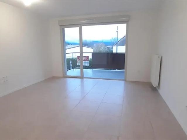 Location Appartement Rue du Coteau, Claix