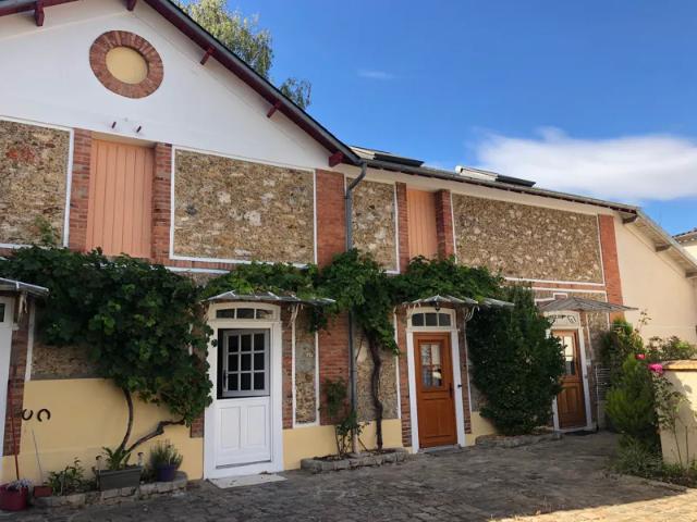 Location Appartement Rue du Couvent, Limours