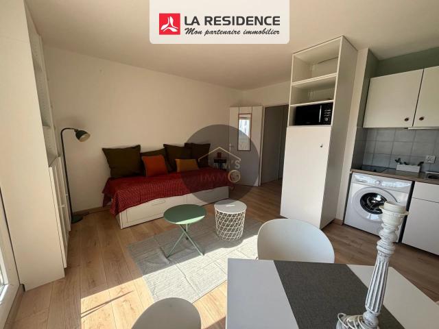 Location Appartement Rue du Col de Dyane, Montigny le Bretonneux