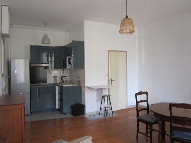 Location Appartement Rue du Colonel Dumont Saint Priest, Fontenay le Comte