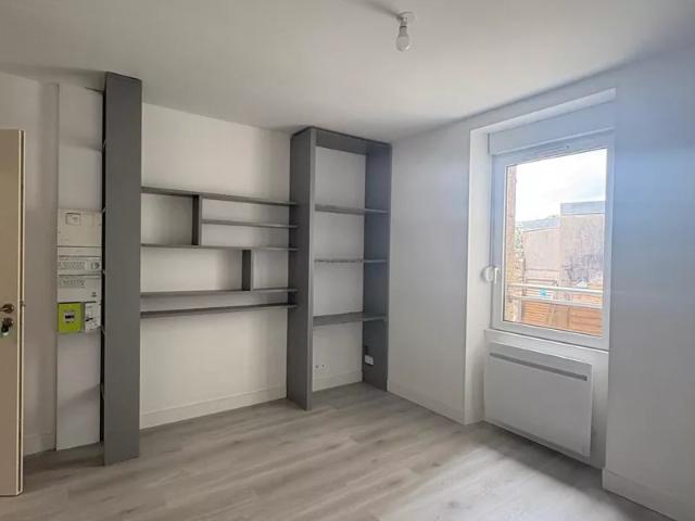 Location Appartement Rue du Commandant Lucas, Brest