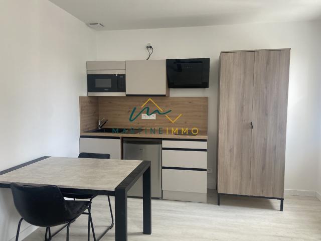 Location Appartement Rue du Commandant Mouchotte, Marmande