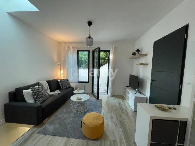 Location Appartement Rue du Commerce, Colombes