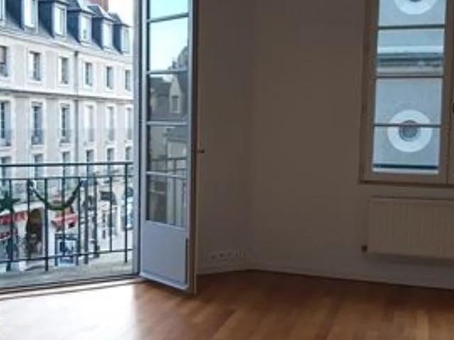 Location Appartement Rue du Commerce, Blois