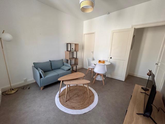 Location Appartement Rue du Commerce, Poitiers