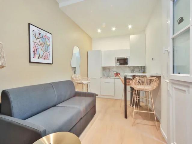 Location Appartement Rue du Commerce, Paris