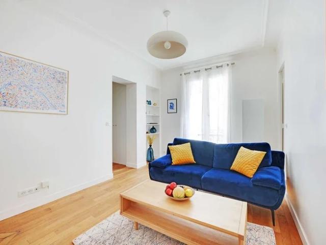 Location Appartement Rue du Commerce, Paris