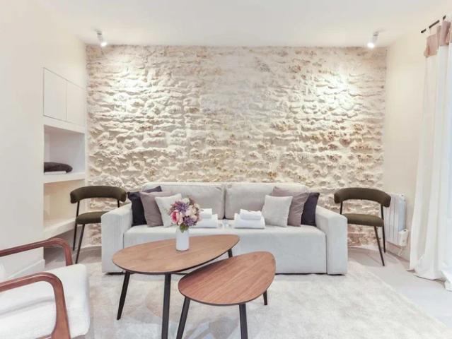 Location Appartement Rue du Commerce, Paris