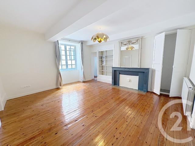 Location Appartement Rue du Commerce, Riom